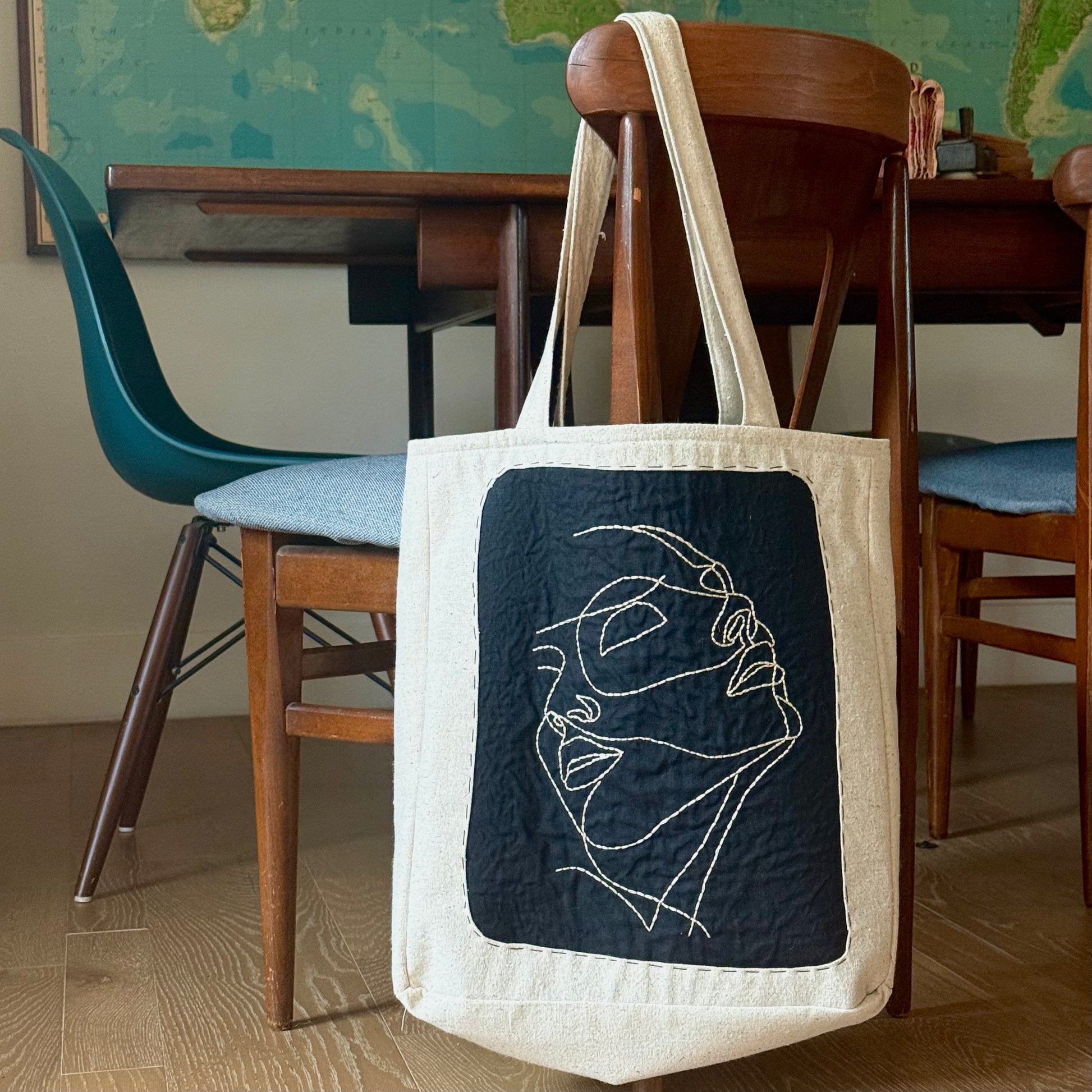 embroidered 2-face tote