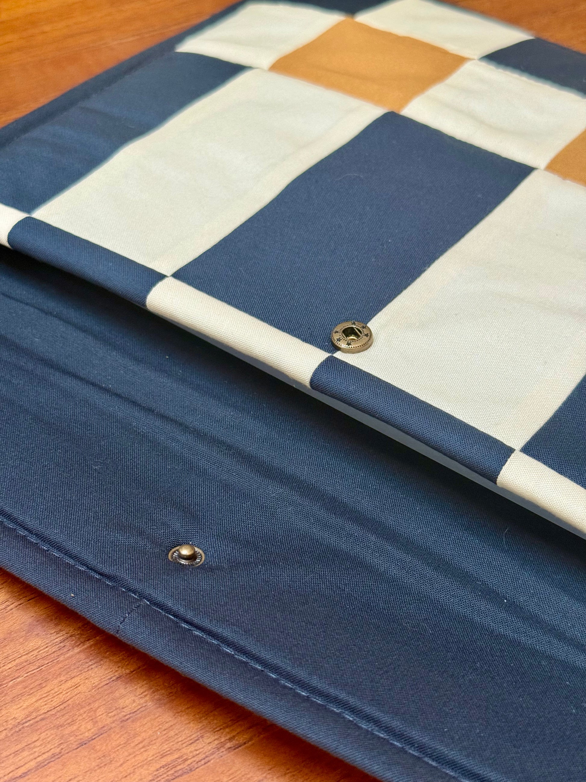small laptop sleeve