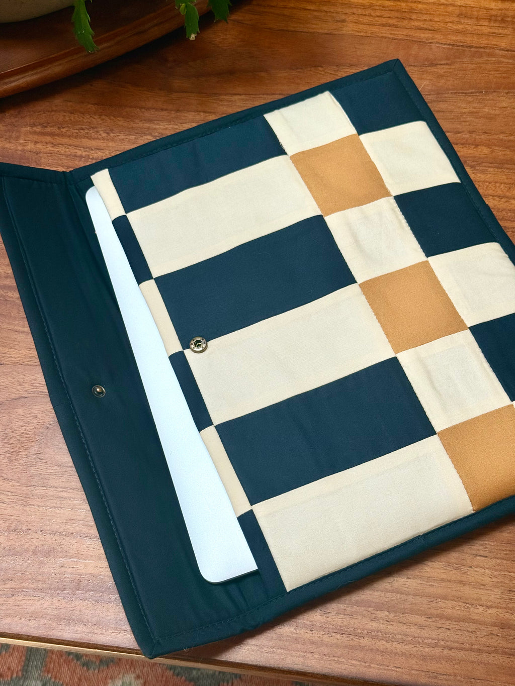 small laptop sleeve
