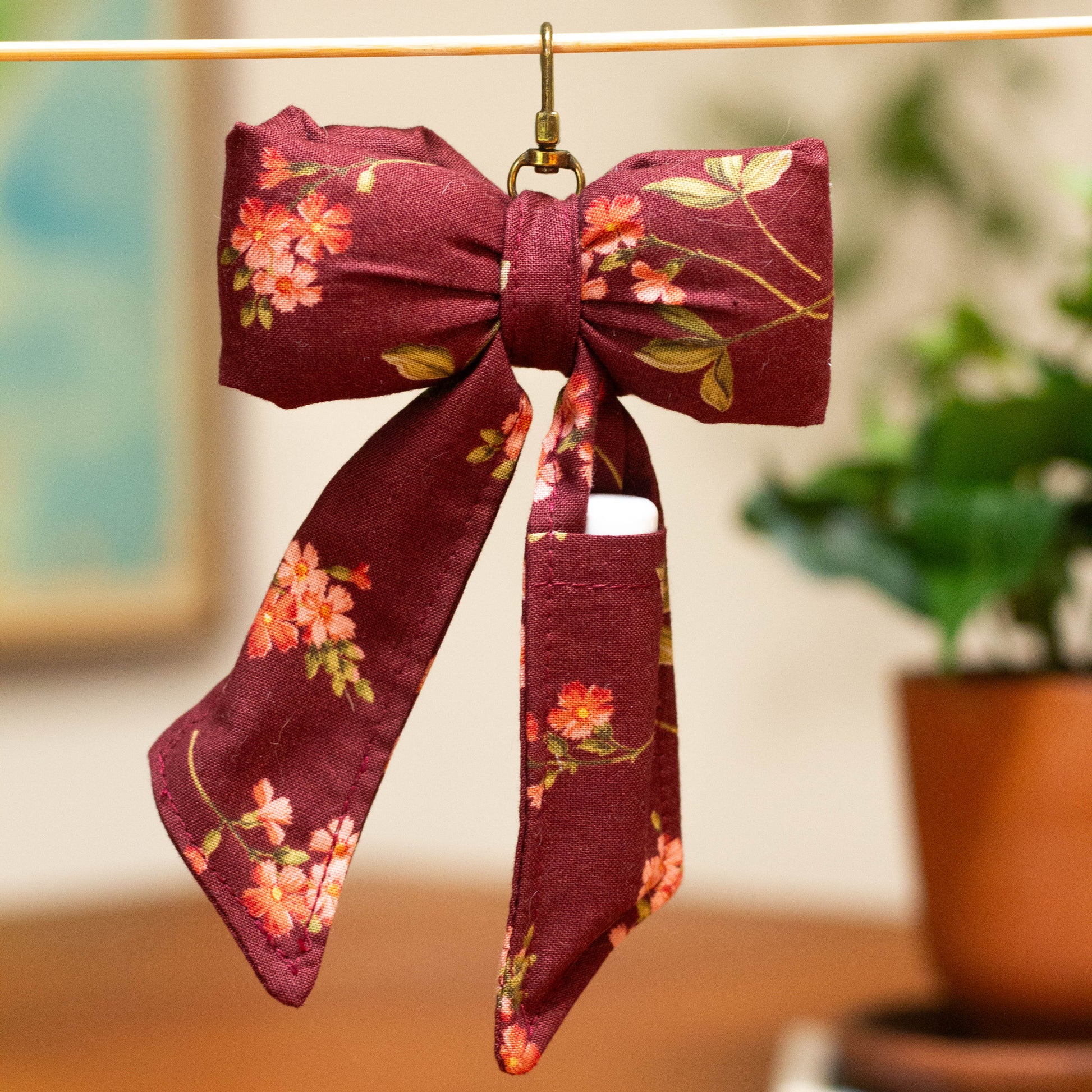 chapstick bow keychain
